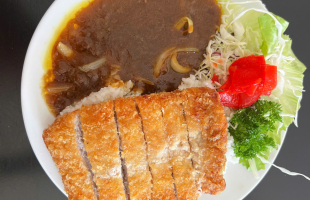 BẬT MÍ SỨC HÚT CỦA CƠM CÀ RI NHẬT BẢN TẠI SAKURA RAMEN TÂN AN: NGON KHÓ CƯỠNG!